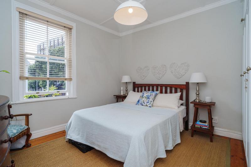 2 Bedroom Property for Sale in Wynberg Upper Western Cape